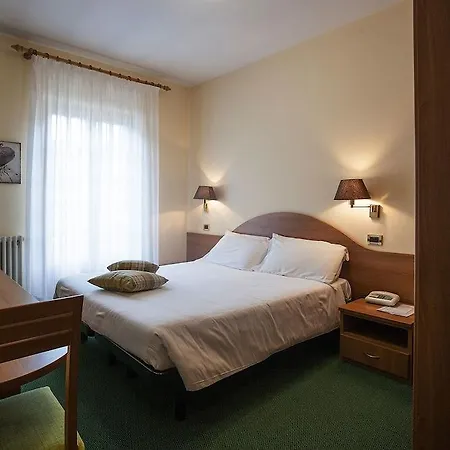 Hotel Prealpi Castione della Presolana