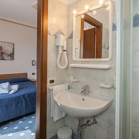 Hotel Prealpi Hotel Castione della Presolana